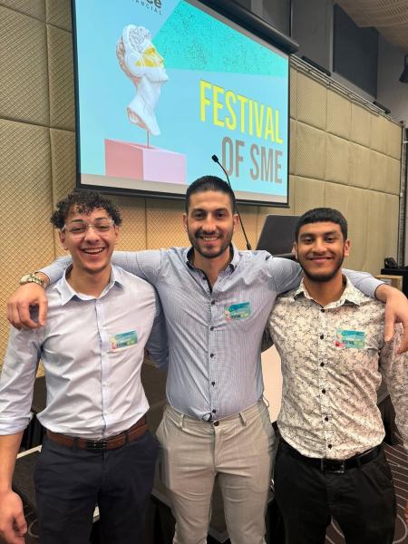 So many great learnings taken from the festival of SME last week! It was great to listen and talk to people about commercial lending & self managed super fund strategies especially for those that are self employed 📚🤓